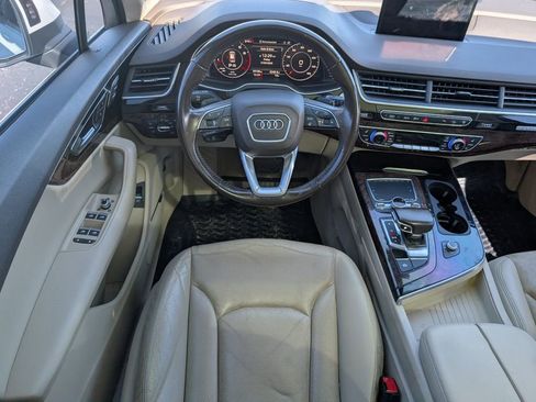 Used 2017 Audi Q7 3.0T Prestige w/ Prestige Package image 6