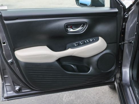 Certified 2023 Honda HR-V LX image 21