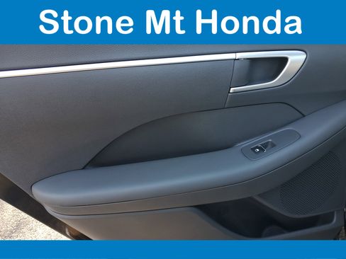 Used 2021 Hyundai Sonata SE image 11