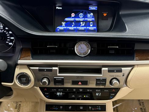 Used 2014 Lexus ES 350 image 20