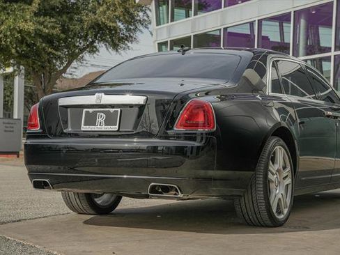Certified 2016 Rolls-Royce Ghost Extended Wheelbase image 21