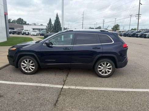Used 2015 Jeep Cherokee Limited AWD/4WD image 5