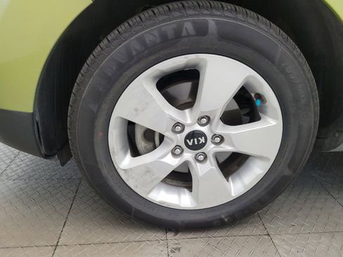 Used 2019 Kia Soul FWD image 31