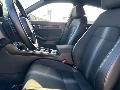 Used 2025 Honda Civic Sport image 7