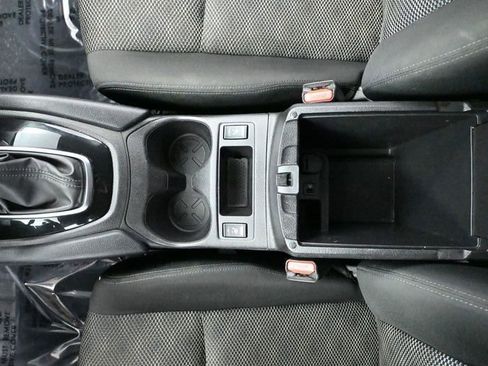 Used 2021 Nissan Rogue Sport SV image 35