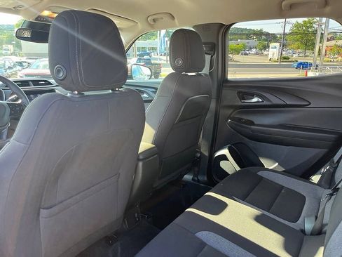 Used 2023 Chevrolet TrailBlazer LT w/ Convenience Package AWD/4WD image 27