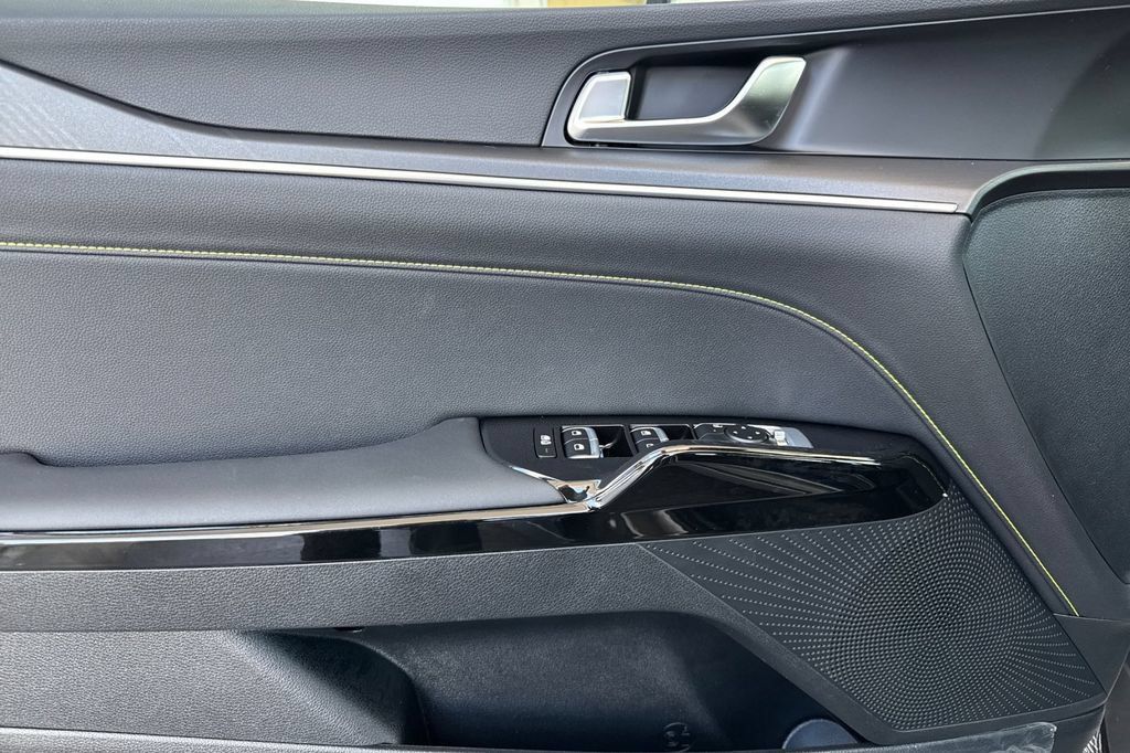 New 2026 Kia K5 GT FWD image 13
