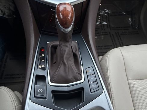 Used 2014 Cadillac SRX Luxury w/ Driver Awareness Package image 33