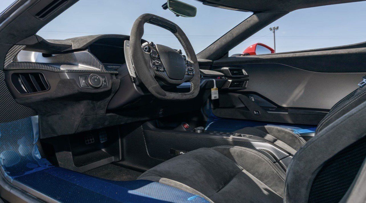 Used 2019 Ford GT RWD image 10