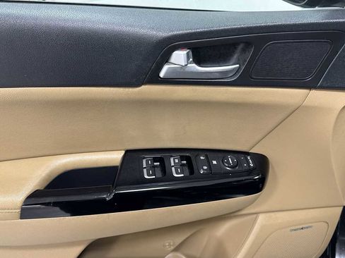 Used 2017 Kia Sportage SX image 15