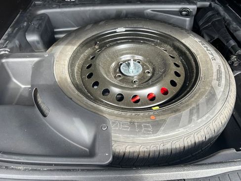 Used 2023 Jeep Grand Cherokee 4WD 4xe image 30