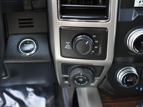 Used 2019 Ford F150 Lariat w/ Equipment Group 502A Luxury AWD/4WD image 24