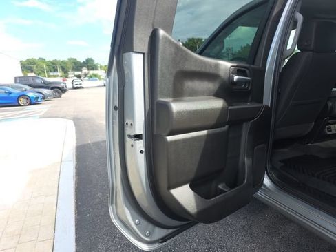 Used 2025 Chevrolet Silverado 1500 Custom AWD/4WD image 26
