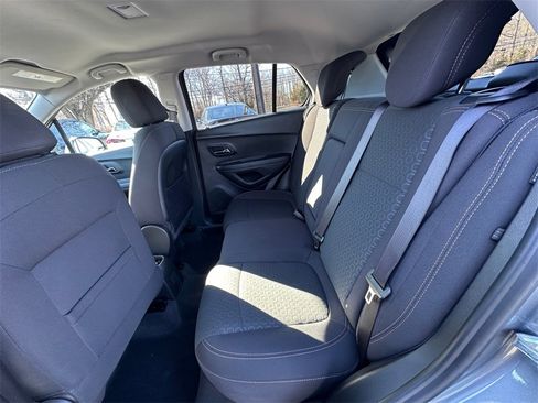Used 2020 Chevrolet Trax LS w/ Tint and Cruise Package image 20