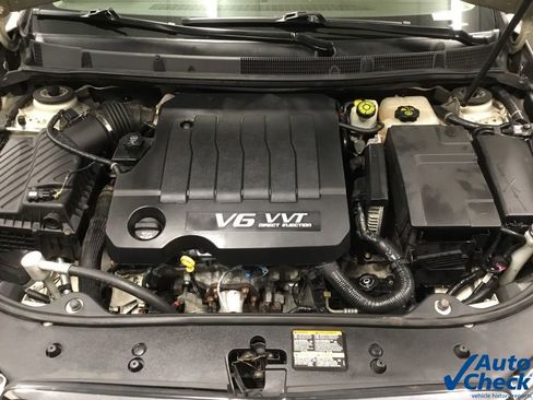 Used 2010 Buick LaCrosse CXL image 42