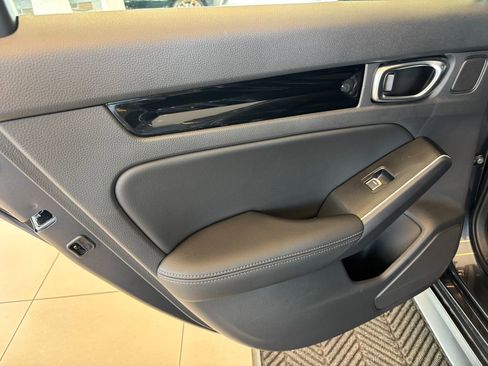 Used 2025 Honda Civic Sport Touring image 24