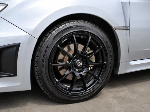 Used 2013 Subaru Impreza WRX Premium AWD/4WD image 9