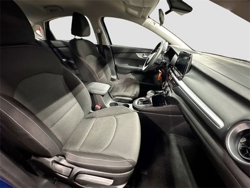 Used 2023 Kia Forte LXS image 26
