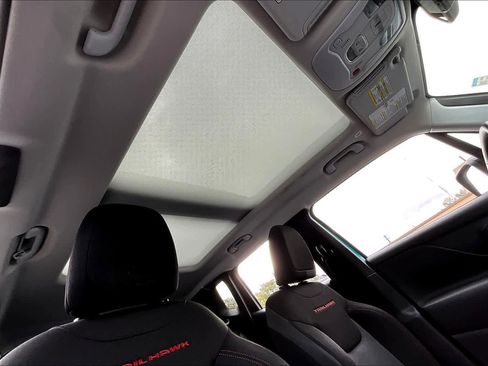 Used 2022 Jeep Renegade Trailhawk w/ Sun/Sound Group image 13