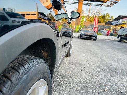 Used 2019 Lincoln MKC Select w/ Select Plus Package image 11