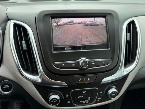 Used 2024 Chevrolet Equinox LS image 10