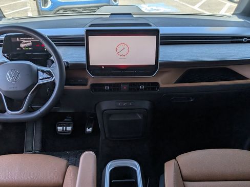 New 2025 Volkswagen ID. Buzz Pro S image 22