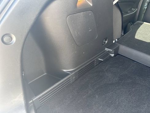 Used 2025 Chevrolet TrailBlazer LT AWD/4WD image 58