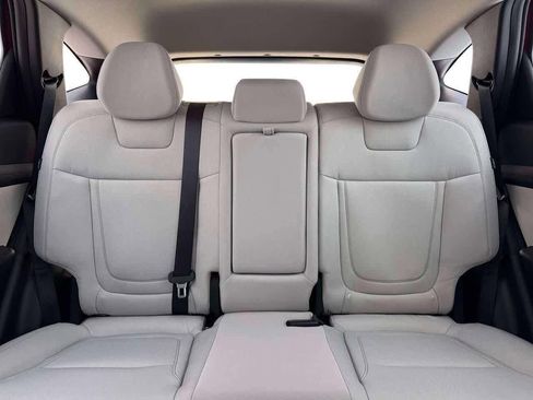 New 2026 Hyundai Tucson Blue SE image 16