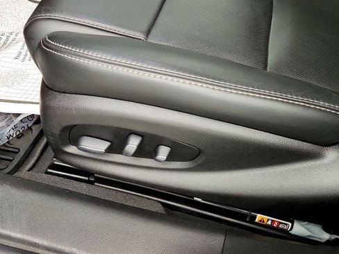 Used 2019 Cadillac XTS Luxury w/ Driver Awareness Package FWD image 12