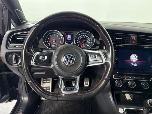 Used 2019 Volkswagen GTI SE FWD image 14