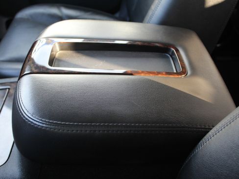 Used 2012 GMC Sierra 3500 Denali image 38