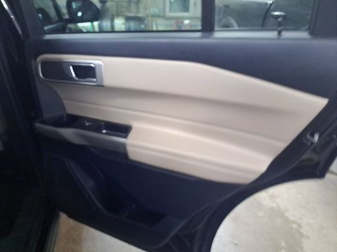 Used 2023 Ford Explorer XLT w/ Equipment Group 202A image 19