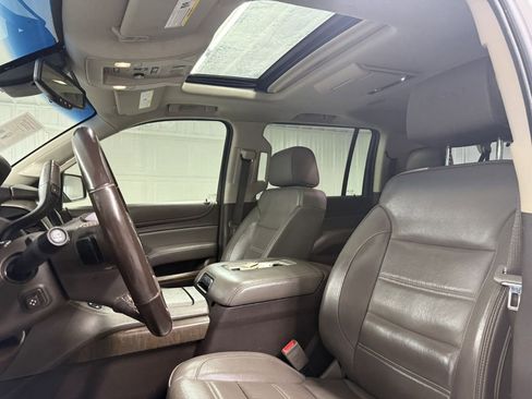 Used 2018 GMC Yukon XL Denali w/ Denali Ultimate Package image 10