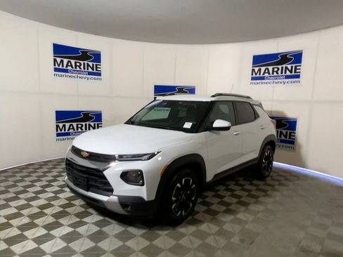 Used 2023 Chevrolet TrailBlazer LT FWD image 6