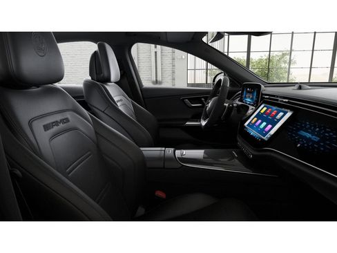 New 2026 Mercedes-Benz E 53 AMG e 4MATIC Sedan image 4