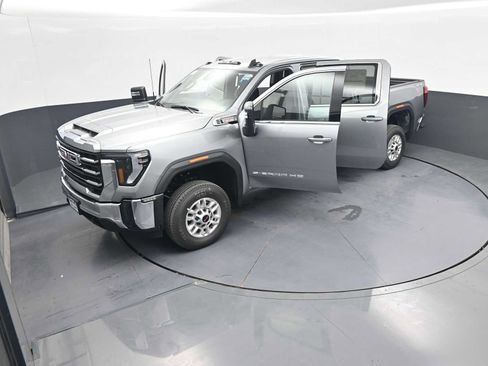 New 2026 GMC Sierra 2500 SLE w/ SLE Value Package; AWD/4WD image 44