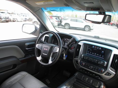 Used 2017 GMC Sierra 1500 SLT w/ SLT Premium Package image 24