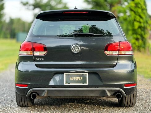 Used 2012 Volkswagen GTI 4-Door FWD image 18