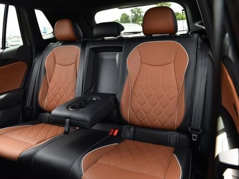 New 2026 Volkswagen Tiguan SEL R-Line AWD/4WD image 21