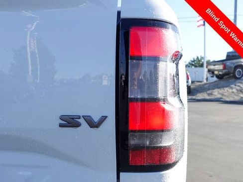 Used 2023 Nissan Frontier SV w/ Technology Package image 7