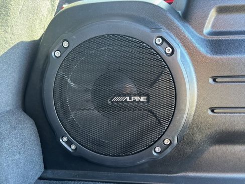 Used 2021 Jeep Wrangler Unlimited Sahara w/ Cold Weather Group image 18