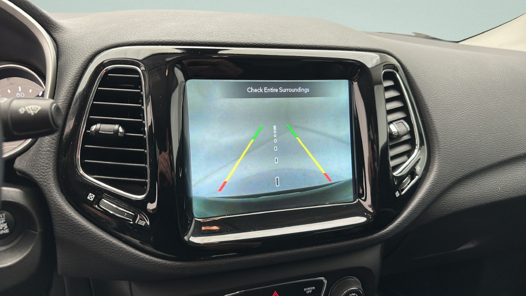 Used 2020 Jeep Compass Latitude AWD/4WD image 17