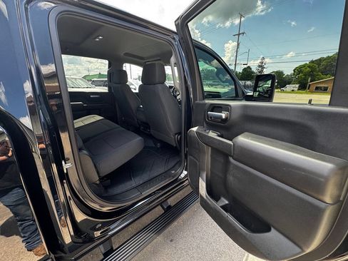 Used 2022 Chevrolet Silverado 2500 Custom w/ Custom Value Package AWD/4WD image 29