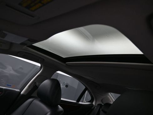 Used 2007 Lexus LS 460 460 image 32