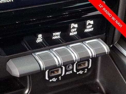 Used 2022 RAM 1500 Big Horn AWD/4WD image 25