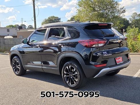 Used 2023 Chevrolet TrailBlazer LT FWD image 3