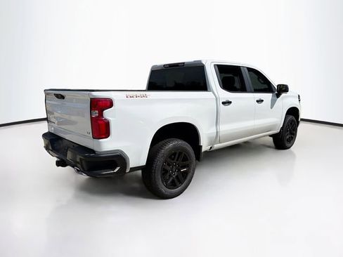New 2026 Chevrolet Silverado 1500 LT Trail Boss w/ LPO, Dark Essentials Package AWD/4WD image 6