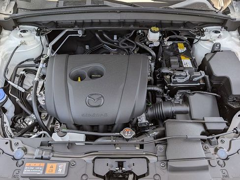 New 2026 MAZDA CX-5 Preferred AWD/4WD image 17