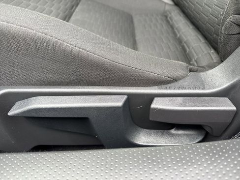 Used 2022 Toyota GR86 image 12