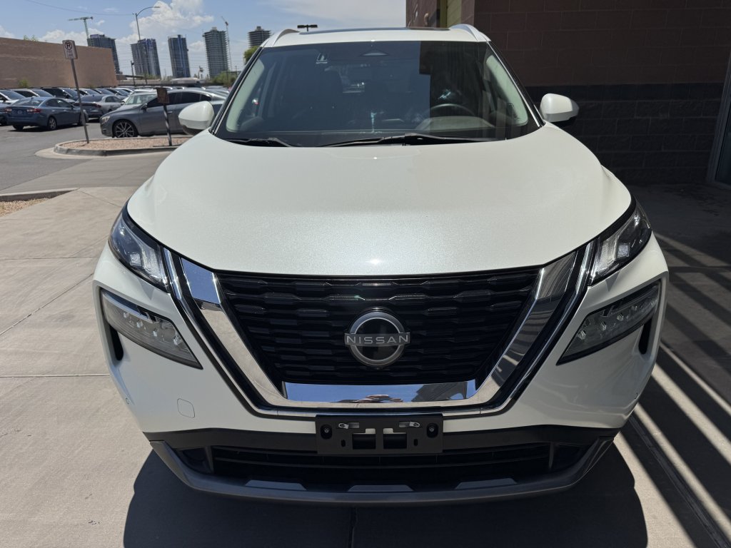 Used 2023 Nissan Rogue SL w/ SL Premium Package FWD image 9